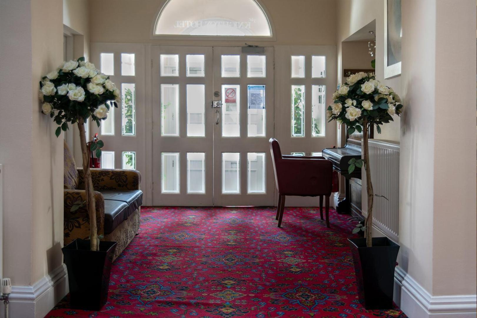 The Knighton Apartment Luaran gambar